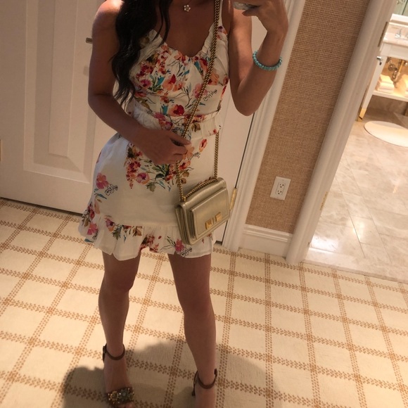 Salvatore Ferragamo Chain Wallet - Picture 4 of 7